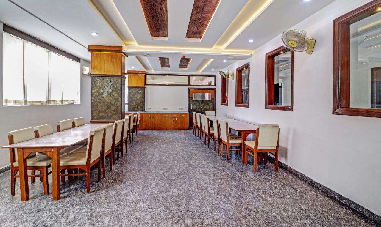 Hotel G B Palace Agra  Esterno foto